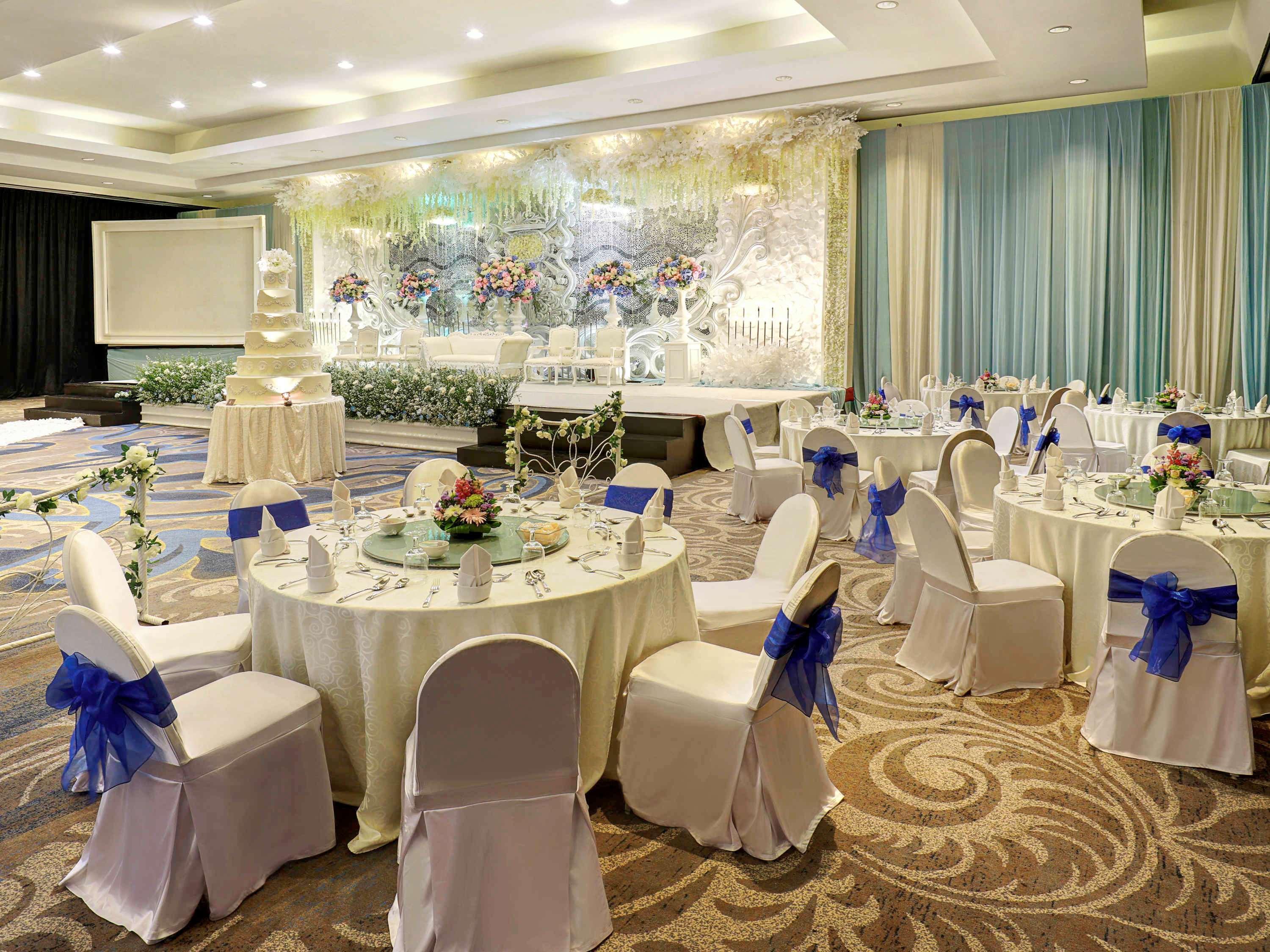 Mercure Convention Center Ancol Hotel Jakarta Bagian luar foto